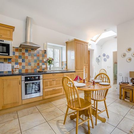 Appletree Cottage Kirkton of Tealing Екстериор снимка